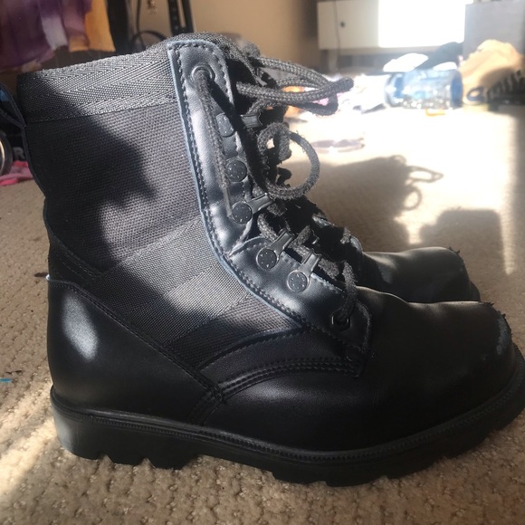 Steel Toe black boots - Picture 2 of 3
